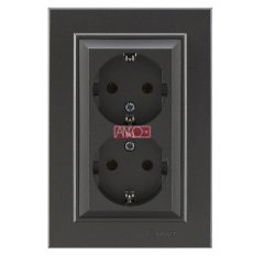 Karea 2-es földelt dugalj